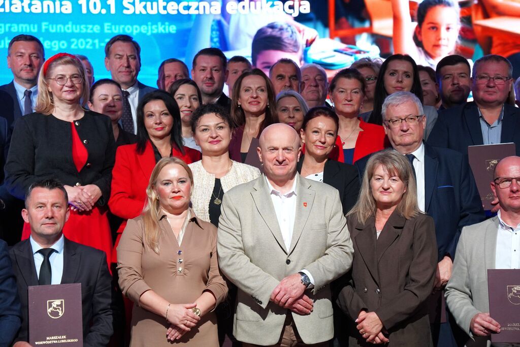 Angielski kluczem do przyszłości-wsparcie edukacji językowej w Gminie Zakrzew