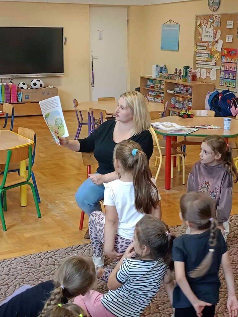DZIEŃ KROPKI W NASZYCH ODDZIAŁACH PRZEDSZKOLNYCH!