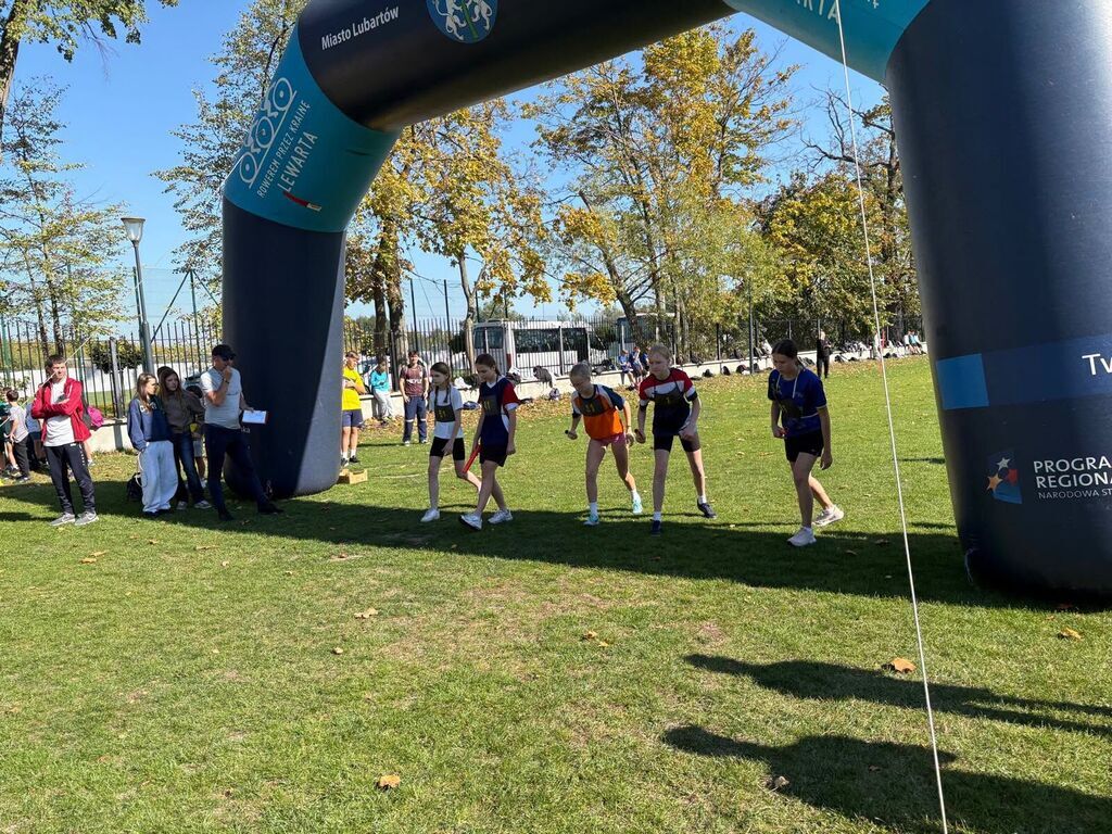 🏃‍♀️🏃‍♂️ KOLEJNE SUKCESY SPORTOWE UCZNIÓW NASZEJ SZKOŁY! 🏆🥇