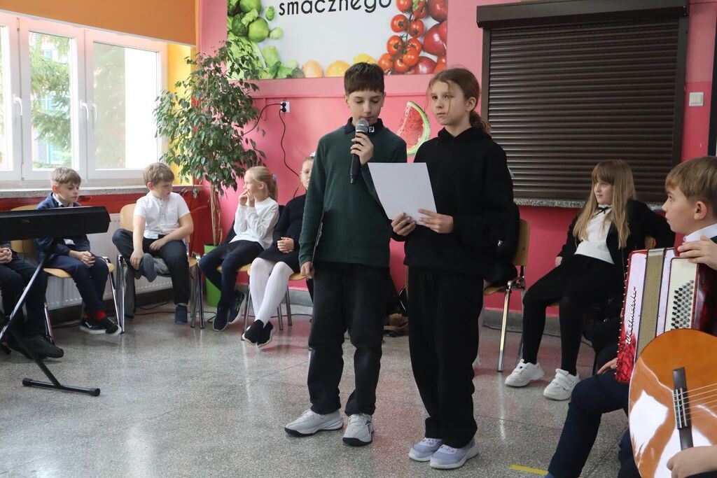 🎓💐 Dzień Edukacji Narodowej w Zespole Szkół w Kamionce 💐🎓