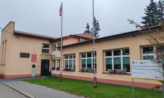Zakończono termomodernizację budynku Urzędu Gminy Dębowa Kłoda